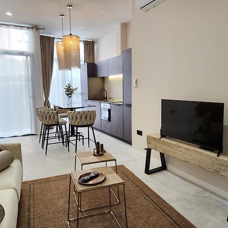 Studio Huerta Valencia Mid-Term Ngoại thất bức ảnh