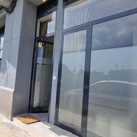 Studio Huerta Valencia Mid-Term Ngoại thất bức ảnh