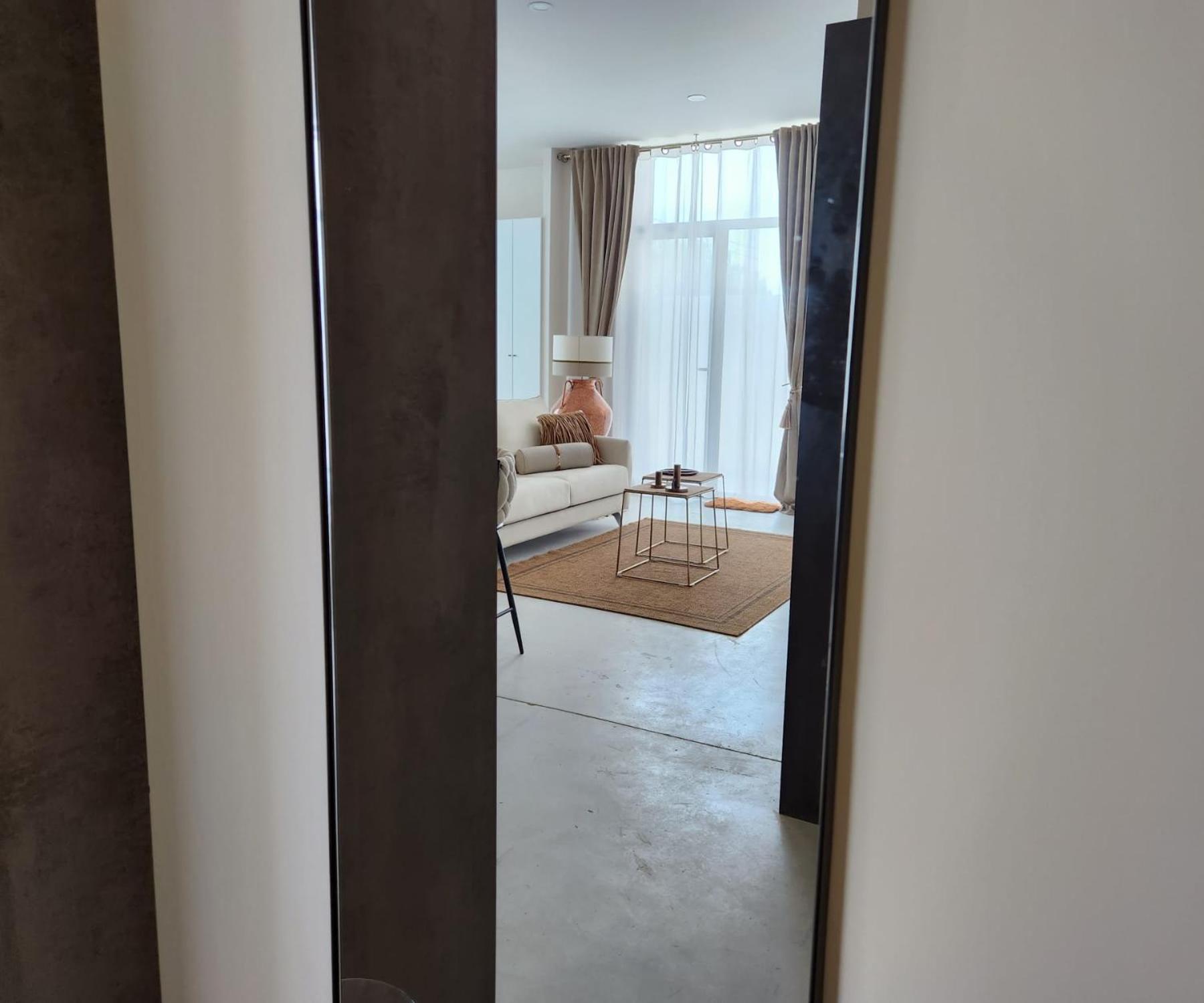 Studio Huerta Valencia Mid-Term Ngoại thất bức ảnh