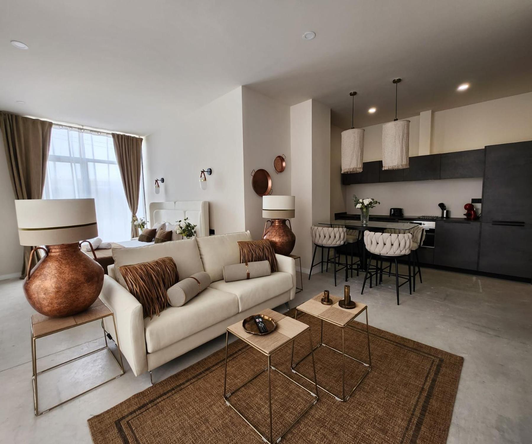 Studio Huerta Valencia Mid-Term Ngoại thất bức ảnh